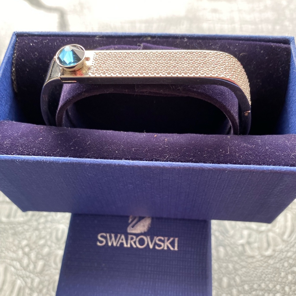 Swarovski Forward Bangle